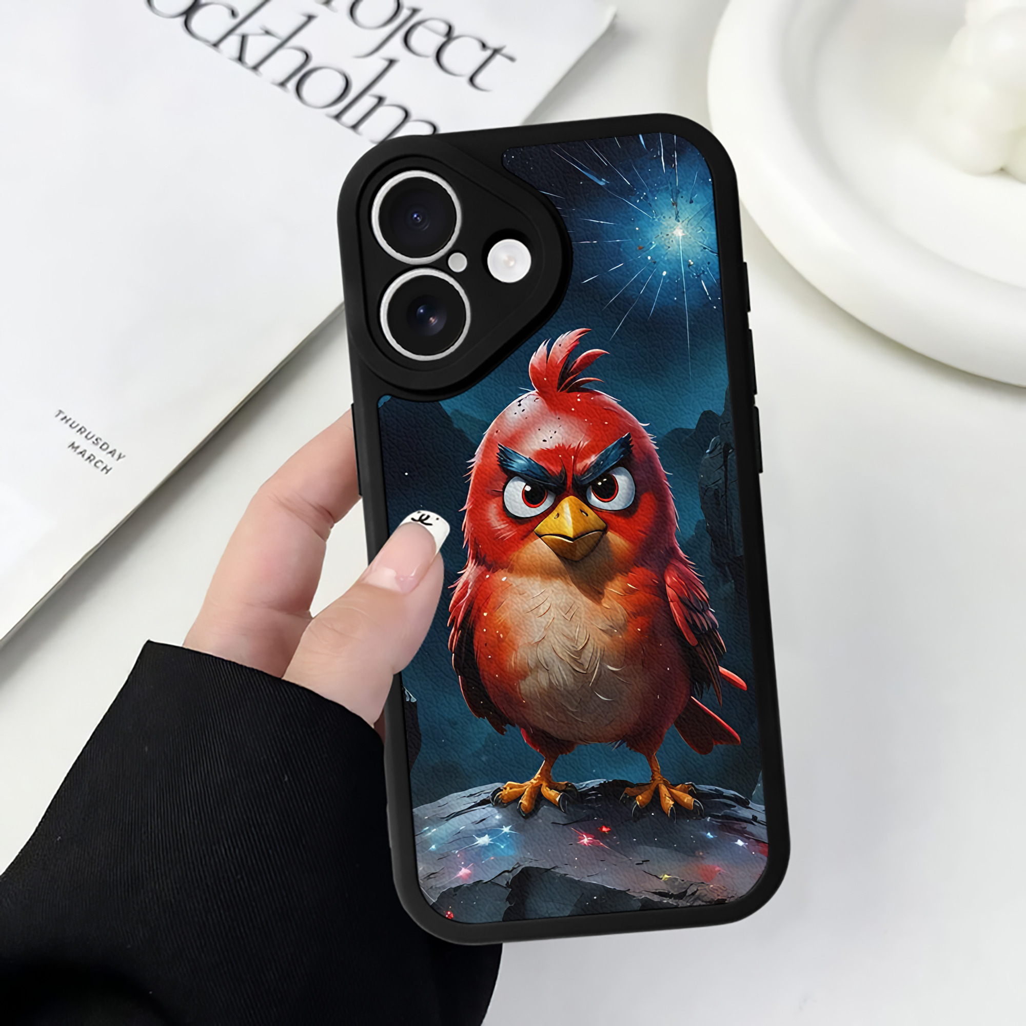 （画像用） Angry Birds アングリーバード 【iPhone 16シリーズ対応】シリコンスマホケース（レザー調） 材質：シリコン